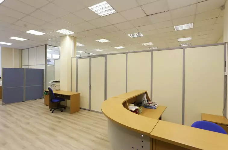 6 Глухая алюминиевая перегородка