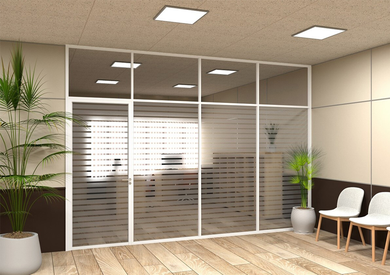 stacion-peregorodki-system72-poloska002 Стеклянная офисная перегородка с полосками (Система Премиум)