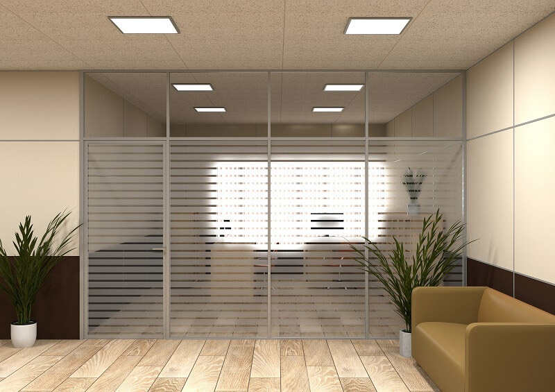 Стеклянная офисная перегородка с полосками (Система Стандарт)