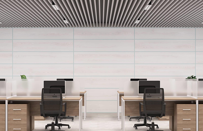 Белые  стеновые  панели